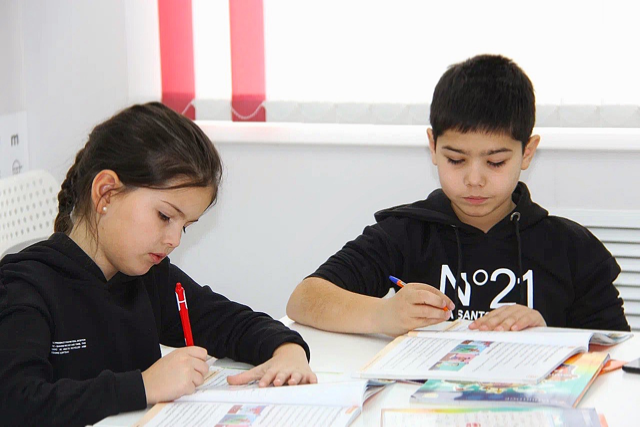 Рамиль, Наиля, Камаль, Детский клуб / Kids Club