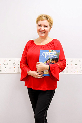 Елена Поликанова — преподаватель London Express